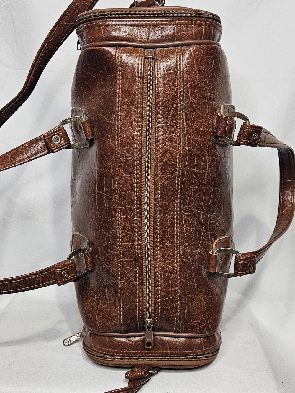 VTG 1970s F.W. Woolworth Faux Aligator Leather Suitcase Carry On Duffle 18